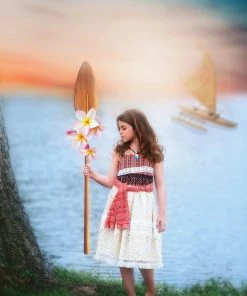 TRISH SCULLY HOME HAWAIIAN PRINCESS DRESS & NECKLACE SET Dress Up