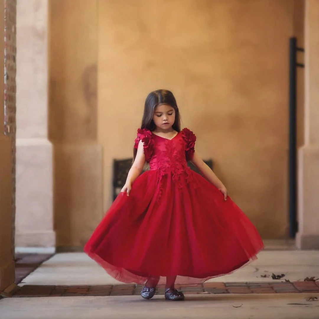 TRISH SCULLY GIRLS BIANCA GOWN CRIMSON 6 TRISH SCULLY GIRLS BIANCA GOWN CRIMSON