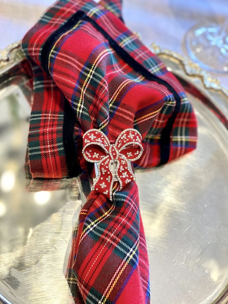 TRISH SCULLY HOME CRIMSON BOW SET OF 2 5 TRISH SCULLY HOME CRIMSON BOW SET OF 2