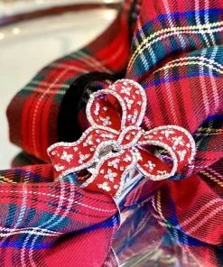 TRISH SCULLY HOME CRIMSON BOW SET OF 2 17 TRISH SCULLY HOME CRIMSON BOW SET OF 2