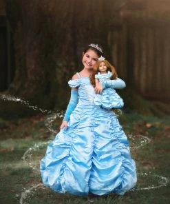 TRISH SCULLY PRINCESS CAROLINE GOWN & GLOVE SET 11 TRISH SCULLY PRINCESS CAROLINE GOWN & GLOVE SET