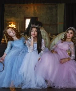 TRISH SCULLY MORGAN DOLL 16 TRISH SCULLY MORGAN DOLL