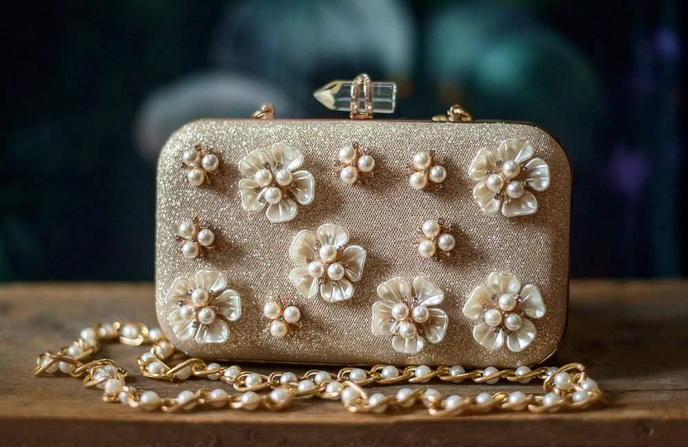 TRISH SCULLY LA FLOR DE PERLA CLUTCH 5 TRISH SCULLY LA FLOR DE PERLA CLUTCH