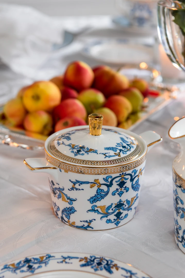 TRISH SCULLY HOME CORINNE 3PC. BONE CHINA TEA SERVICE 6 TRISH SCULLY HOME CORINNE 3PC. BONE CHINA TEA SERVICE