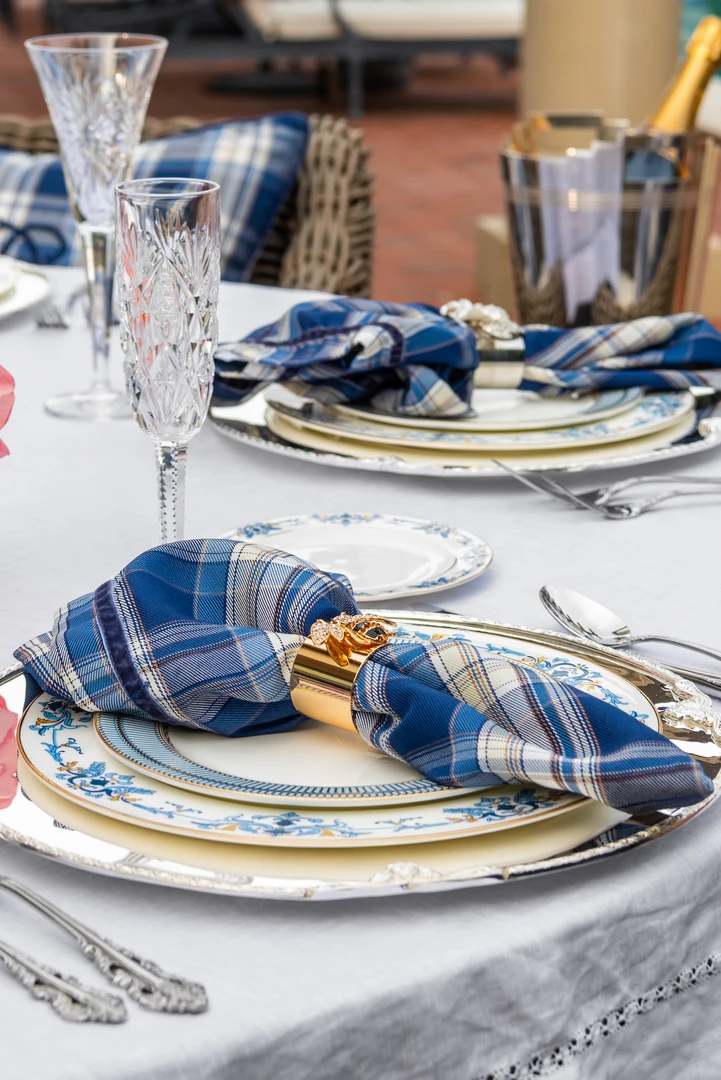 TRISH SCULLY HOME WHITEHALL NAPKIN SET OF 4 3 TRISH SCULLY HOME WHITEHALL NAPKIN SET OF 4